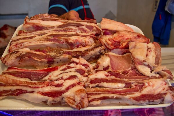 Не едим, работаем: как ереванцы выживают в адскую жару, и о чем шепчет Трудовой кодекс - Sputnik Армения