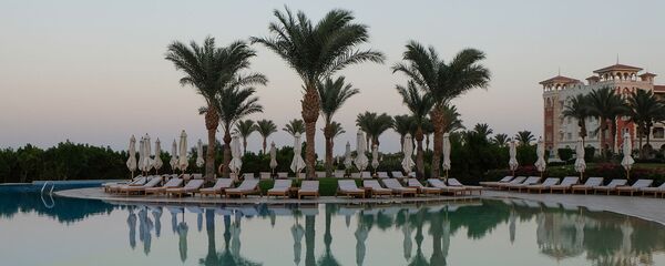 Территория гостиничного комплекса в Египте Территория гостиничного комплекса в Египте - Sputnik Արմենիա