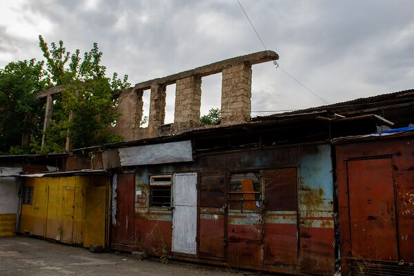 «Գիտե՞ք` ինչքան տուրիստ ա գալիս, էս պատի մոտ նկարվում». ֆիրդուսցիների այսօրվա կյանքը - Sputnik Արմենիա