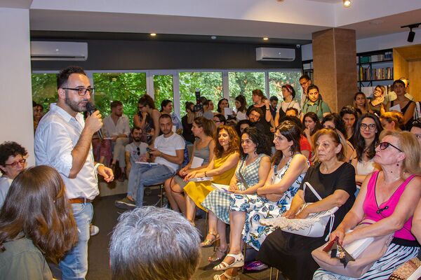 «Գիտե՞ք` ինչքան տուրիստ ա գալիս, էս պատի մոտ նկարվում». ֆիրդուսցիների այսօրվա կյանքը - Sputnik Արմենիա