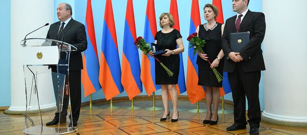 В резиденции президента почтили память Армана Киракосяна (23 июля 2019). Еревaн - Sputnik Արմենիա