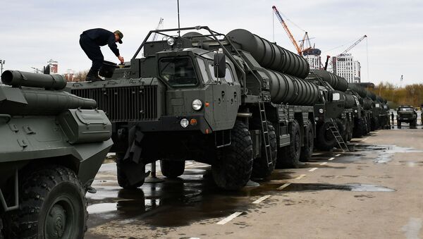 Транспортно-пусковые установки зенитного ракетного комплекса С-400 Триумф - Sputnik Армения