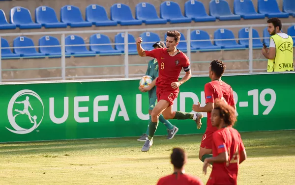 Полуфинальный футбольный матч ЧЕ U-19 между молодежными сборными Португалии и Ирландии (24 июля 2019). Еревaн Полуфинальный футбольный матч ЧЕ U-19 между молодежными сборными Португалии и Ирландии (24 июля 2019). Еревaн - Sputnik Армения