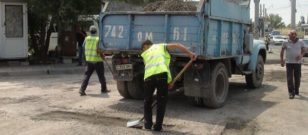 Министр территориального управления и инфраструктур Сурен Папикян ознакомился с ходом ремонта дорог (24 июля 2019). Гюмри - Sputnik Արմենիա