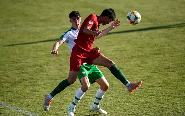 Полуфинальный футбольный матч ЧЕ U-19 между молодежными сборными Португалии и Ирландии (24 июля 2019). Еревaн Полуфинальный футбольный матч ЧЕ U-19 между молодежными сборными Португалии и Ирландии (24 июля 2019). Еревaн - Sputnik Армения