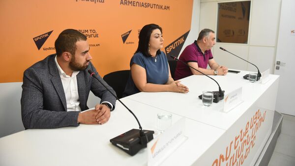 Пресс-конференция по теме туристического скандала в Армении (25 июля 2019). Еревaн - Sputnik Армения