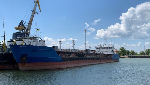 Российский танкер Nika Spirit (бывшее назывался Neyma), задержанный СБУ в порту Измаил - Sputnik Армения