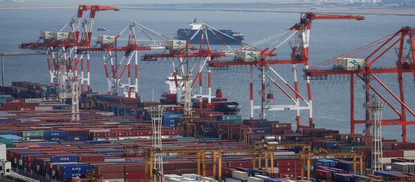 Контейнеры в порту в Токио (22 марта 2017). Япония - Sputnik Армения