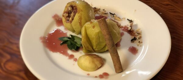 Фаршированные яблоки - Sputnik Արմենիա