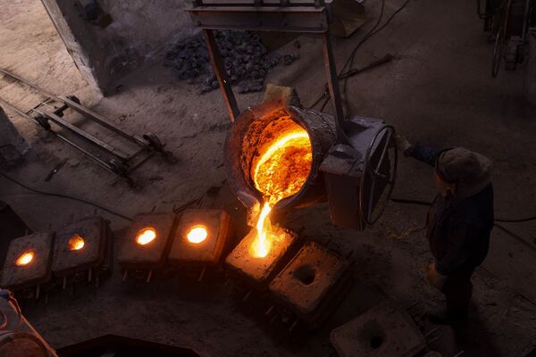 «Երկաթե մարդիկ» չեն հանձնվում. Ալավերդին փորձում է գոյատևել առանց գործարանի «Երկաթե մարդիկ» չեն հանձնվում. Ալավերդին փորձում է գոյատևել առանց գործարանի - Sputnik Արմենիա