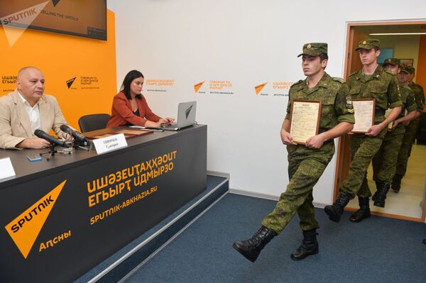 Возвращение имени: спецпроект раскрыл судьбу армян, участвовавших в Отечественной войне - Sputnik Армения