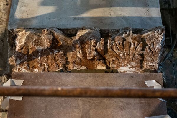 Реставраторы нашли уникальные артефакты во время ремонта главного собора Армении - Sputnik Армения