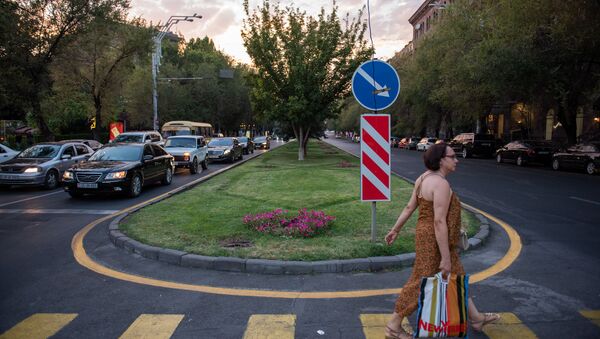 Пешеходный переход на проспекте Саят-Новы - Sputnik Արմենիա