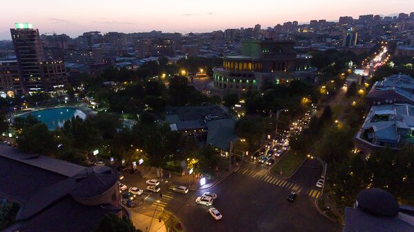 Перчинка, оживившая Ереван – улица Саят-Новы стала для горожан глотком свежего воздуха  - Sputnik Армения