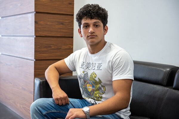 Տիրանին Չինաստանում միանգամից 3-րդ կուրս են տեղափոխել. նա Փաշինյանի օգնության կարիքն ունի - Sputnik Արմենիա