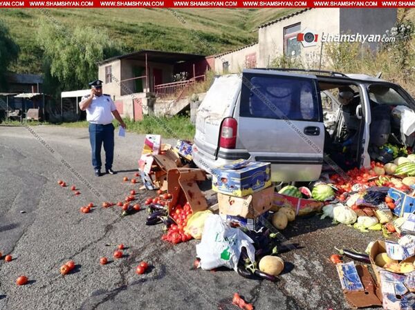 Ողբերգական ավտովթար` Սպիտակի ոլորաններում. գյուղմթերքով բարձված մեքենայի վարորդը մահացել է - Sputnik Արմենիա