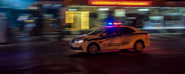 Автомобиль патрульной службы на улице Вардананц - Sputnik Արմենիա