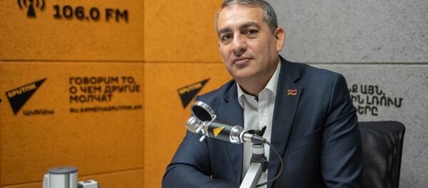 Մութ անկյուն - Արմեն Խաչատրյան - Sputnik Արմենիա