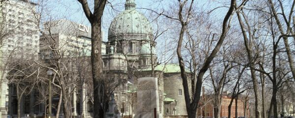 На одной из улиц Торонто - Sputnik Армения