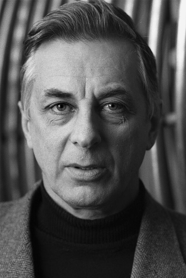 Կկարողանա՞նք խուսափել ինքնաոչնչացումից. Եվգենի Աբրահամյանի հոռետեսությունն ու հույսը Կկարողանա՞նք խուսափել ինքնաոչնչացումից. Եվգենի Աբրահամյանի հոռետեսությունն ու հույսը - Sputnik Արմենիա