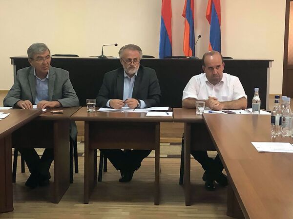 Ипотечное жилье в областях Армении: власти обещают построить новые дома за год Ипотечное жилье в областях Армении: власти обещают построить новые дома за год - Sputnik Армения