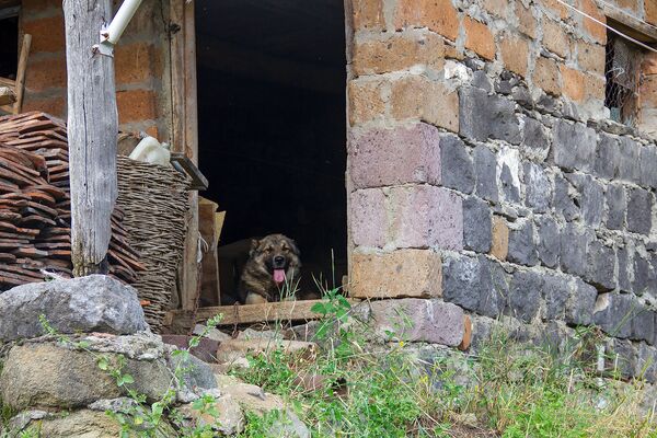 Հրանտ Մաթևոսյանի ազատության ու սիրո ճանապարհը. ի՞նչ վիճակում է գրողի հայրական տունը - Sputnik Արմենիա