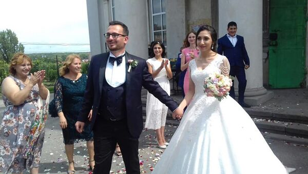 Али Ялчынкая женился на армянке - Sputnik Армения