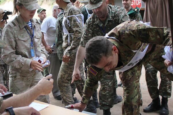 Армения победила на первом этапе конкурса Воин мира в Дилижане Армения победила на первом этапе конкурса Воин мира в Дилижане - Sputnik Армения