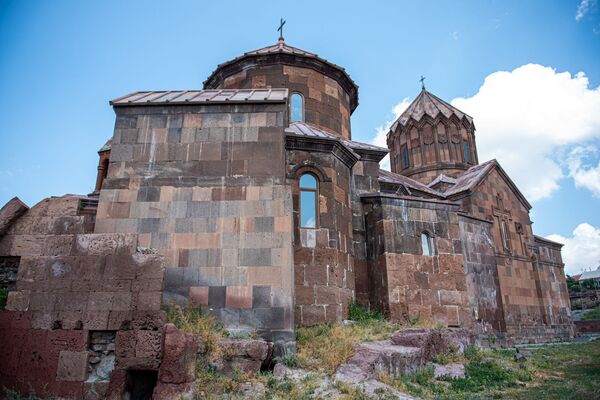 Подземный ход в Турцию, или Почему монголам не удалось разрушить храм в Аричаванке  - Sputnik Армения