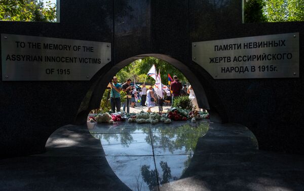 В столице почтили память жертв геноцида ассирийцев в Османской империи (7 августа 2019). Еревaн - Sputnik Армения