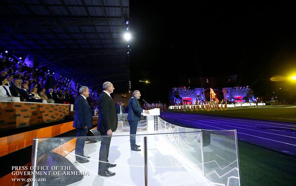 Вступительная речь премьер-министра Никола Пашиняна на торжественной церемонии открытия 7-х Панармянских игр (6 августа 2019). Степанакерт - Sputnik Армения