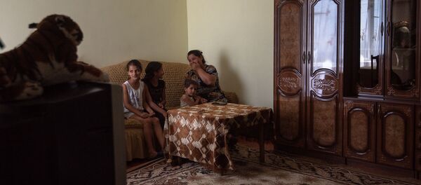 Семья Габриелян Семья Габриелян - Sputnik Армения