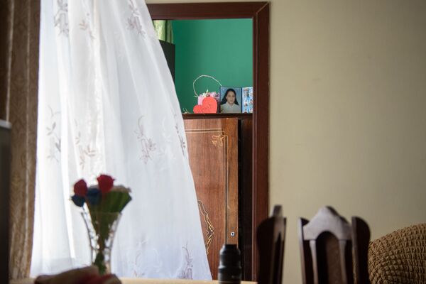 Когда мужчины на хопане, или Жизнь многодетной семьи Габриелян без помех Когда мужчины на хопане, или Жизнь многодетной семьи Габриелян без помех - Sputnik Армения