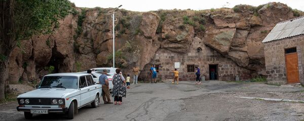 Территория родника Сарнахбюр - Sputnik Արմենիա