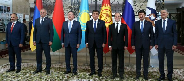 Премьер-министры стран ЕАЭС перед началом заседания Евразийского межправительственного совета (9 августа 2019). Чолпон-Ата - Sputnik Արմենիա