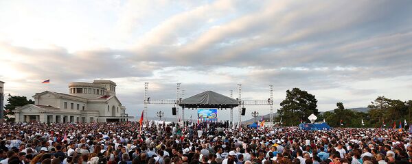 Выступление премьер-министра Никола Пашиняна на площади Воссоединения (5 августа 2019). Степанакерт Выступление премьер-министра Никола Пашиняна на площади Воссоединения (5 августа 2019). Степанакерт - Sputnik Արմենիա