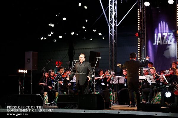 Международный музыкальный фесиваль TENGRI Musik 2019 (9 августа 2019). Чолпон-Ата Международный музыкальный фесиваль TENGRI Musik 2019 (9 августа 2019). Чолпон-Ата - Sputnik Армения