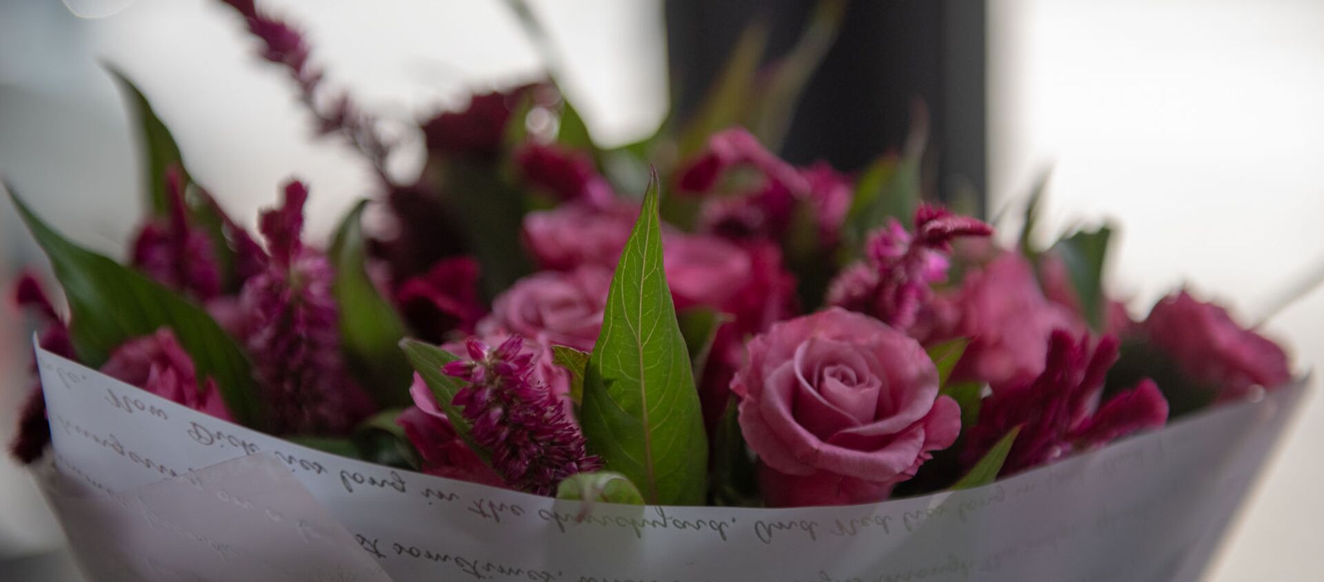 Букет цветов в цветочном магазине Мариам Мартиросян - Sputnik Արմենիա, 1920, 07.04.2021