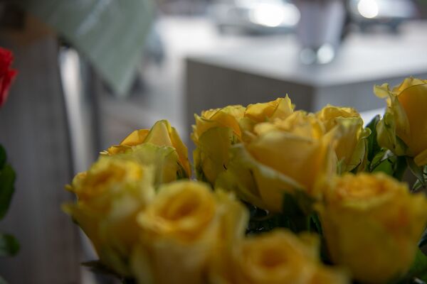 Цветы в цветочном магазине Мариам Мартиросян - Sputnik Армения