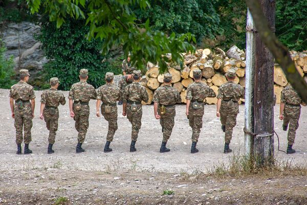 Уроки 2016-го: что изменилось в Карабахе после апрельской войны - Sputnik Армения