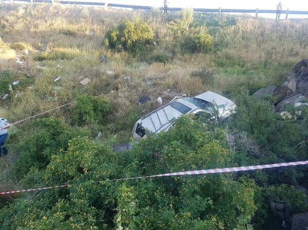 В Армении Infiniti съехал в кювет, водитель скончался на месте - фото страшного ДТП - Sputnik Армения