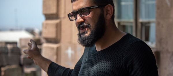 Художник Артур Галстян - Sputnik Армения