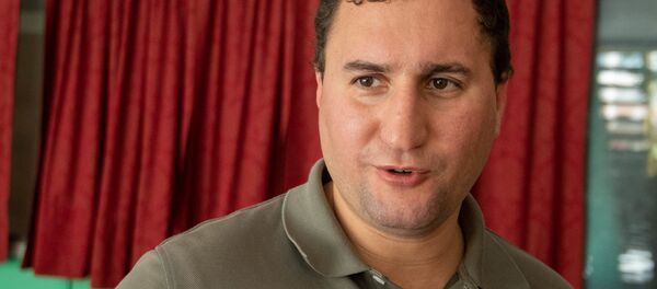 Замминистра обороны Армении Габриел Балаян на открытии памятника героям апрельской войны (12 августа 2019). Мецамор - Sputnik Արմենիա