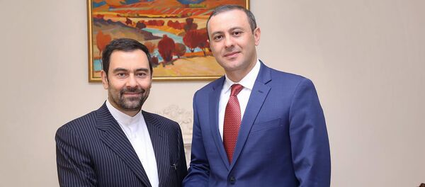 Встреча секретаря Совета безопасности Армении Армена Григоряна и Чрезвычайного и Полномочного посла Ирана в Армении Сееда Казема Саджади (12 августа 2019). Еревaн  - Sputnik Արմենիա