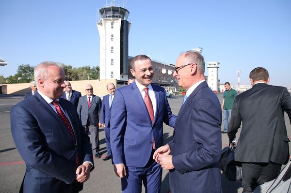 Նիկոլայ Պատրուշևը Հայաստանում է. նա կհանդիպի Նիկոլ Փաշինյանի հետ Նիկոլայ Պատրուշևը Հայաստանում է. նա կհանդիպի Նիկոլ Փաշինյանի հետ - Sputnik Արմենիա