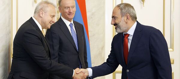 Премьер-министр Армении Никол Пашинян встретился с секретарем Совета безопасности России Николаем Патрушевым (13 августа 2019). Еревaн - Sputnik Արմենիա