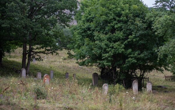 Ադրբեջանական գերեզմանաքարեր Գեղարքունիքում - Sputnik Արմենիա