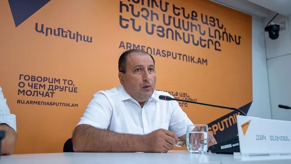 Пресс-конференция адвоката Айка Алумяна в мультимедийном пресс-центре Sputnik Армения (14 августа 2019). Еревaн - Sputnik Армения
