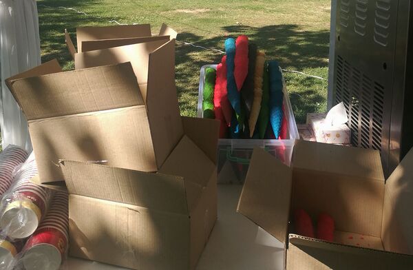 Во-первых, пирожного, во-вторых - конфет! В Ереване прошел фестиваль мороженого Во-первых, пирожного, во-вторых - конфет! В Ереване прошел фестиваль мороженого - Sputnik Армения