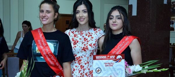 Конкурс красоты в рамках 7-х Панармянских игр (16 августа 2019). Еревaн Конкурс красоты в рамках 7-х Панармянских игр (16 августа 2019). Еревaн - Sputnik Արմենիա